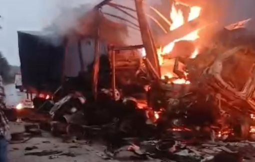  Tragédia em Minas Gerais: grave acidente entre ônibus e carreta deixa mortos e feridos na BR-251