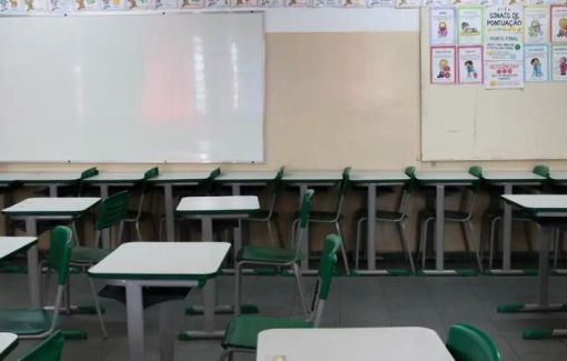 Professores de escolas particulares da Bahia anunciam paralisação