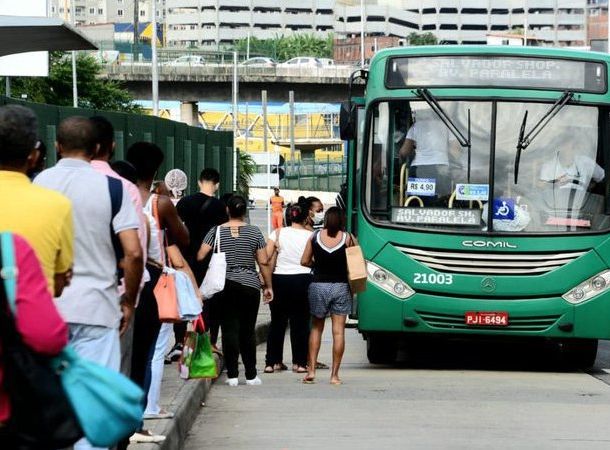 TRT-BA determina funcionamento de 60% da frota de ônibus durante greve dos rodoviários