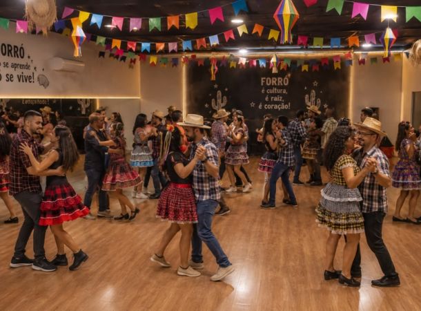 Conheça os benefícios de dançar forró 
