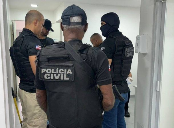 Polícia prende suspeito de matar homem em praça de Salvador 