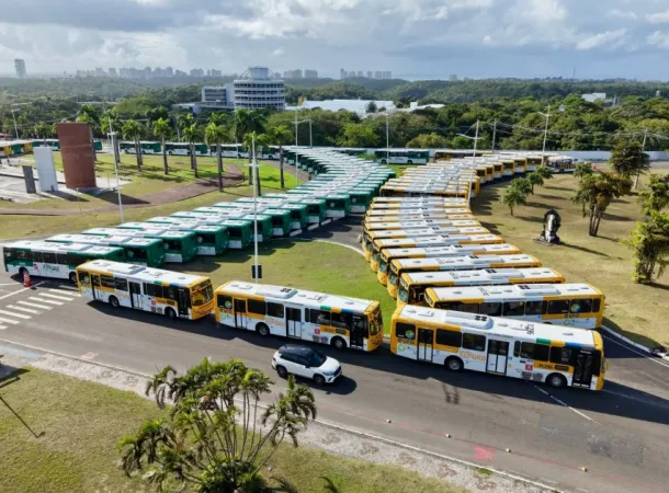  Prefeitura inicia entrega de 700 novos ônibus com ar-condicionado na maior renovação de frota da história de Salvador