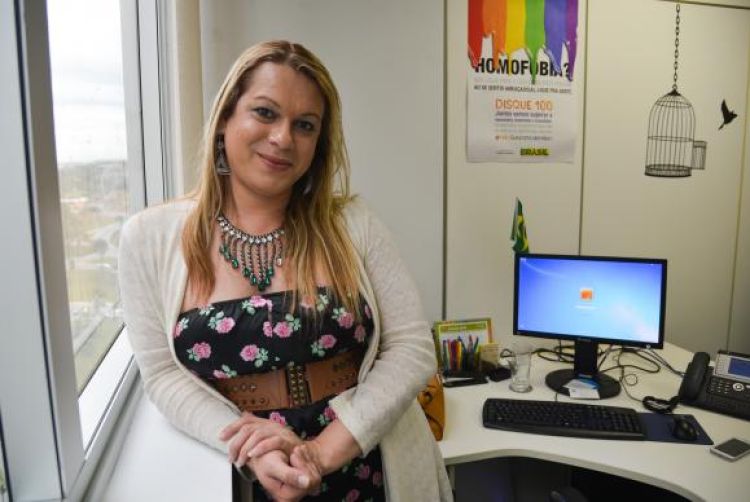 Symmy Larrat: prioridade da minha coordenação é lutar para que a sociedade trate as trans e travestis de forma igualitáriaMarcello Casal Jr/Agência Brasil