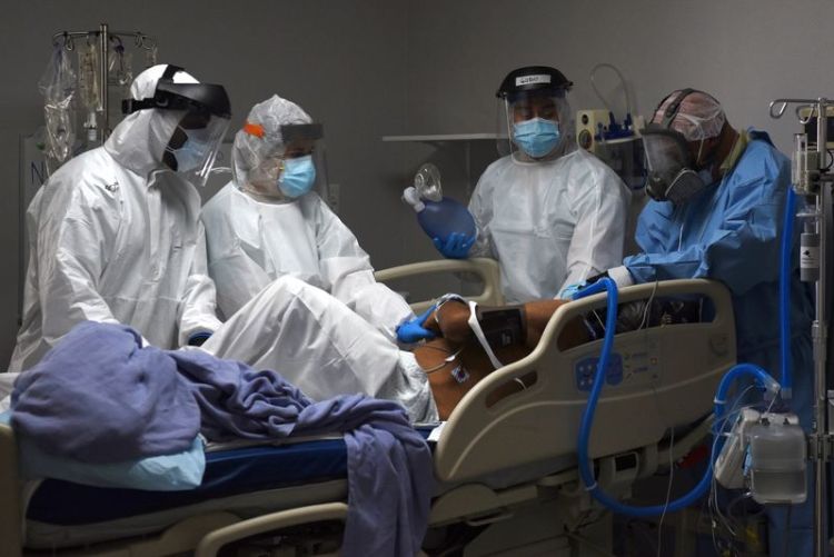Paciente com Covid-19 é tratado em hospital em Houston, Texas 29/06/2020 REUTERS/Callaghan O'Hare