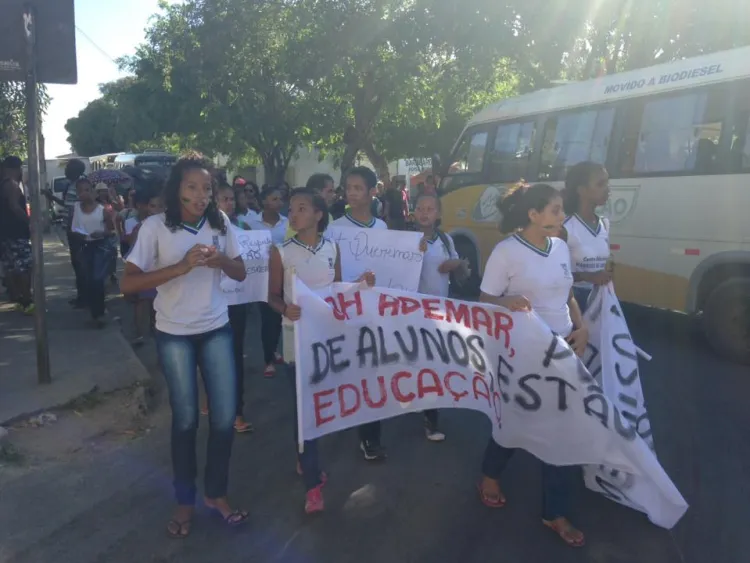 Fotos de manifestantes por WhatsApp 