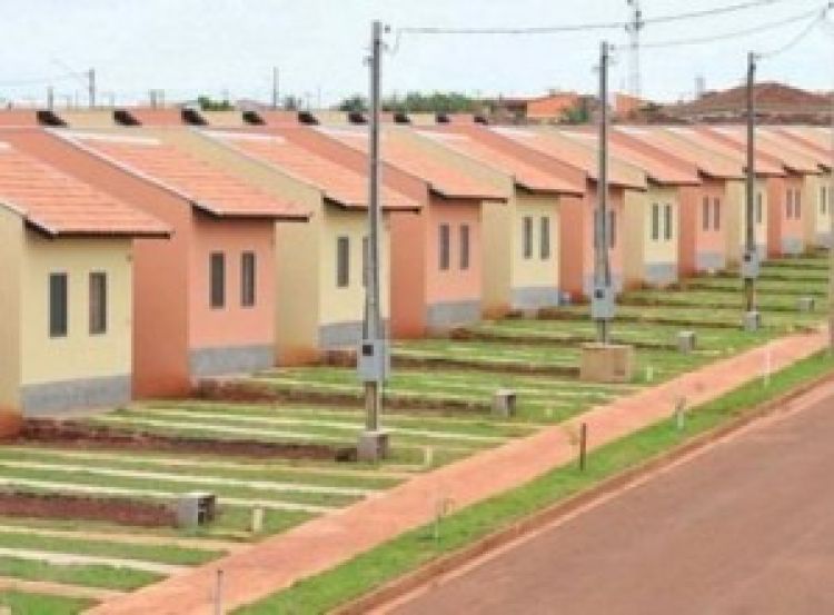 Kassab ao lado do governador Rui Costa: ???Que venham mais casas e mais qualidade de vida.???