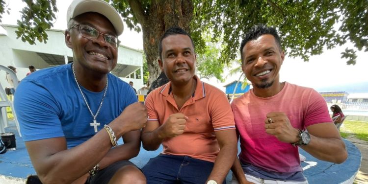 O aniversariante Rubens com os amigos Elcimar e vereador Dr. Samuka