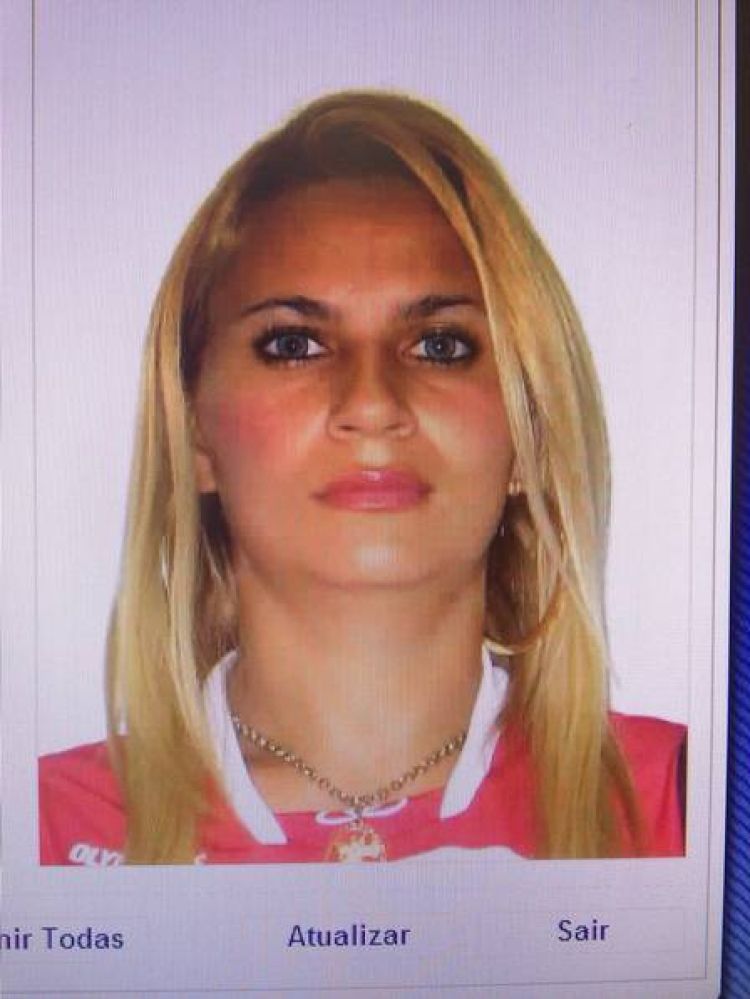 Rebeca, ainda loira: três processos por roubo Foto: Reprodução


